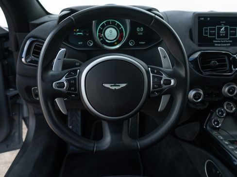 Used 2020 Aston Martin V8 Vantage Coupe RWD image 11
