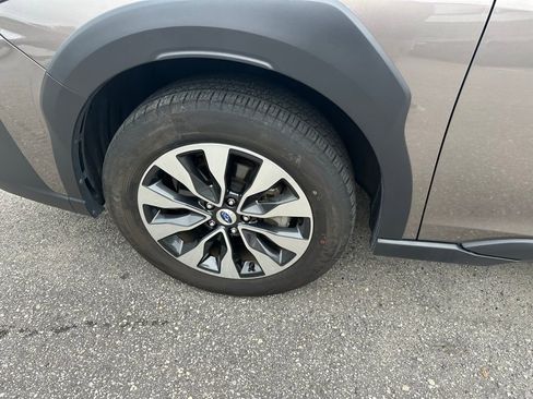Used 2023 Subaru Outback Limited image 11