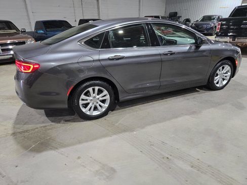 Used 2015 Chrysler 200 Limited w/ Convenience Group image 11