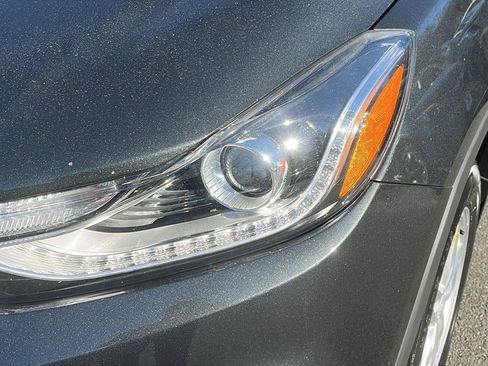 Used 2017 Chevrolet Trax LT w/ Sun & Sound Package image 8