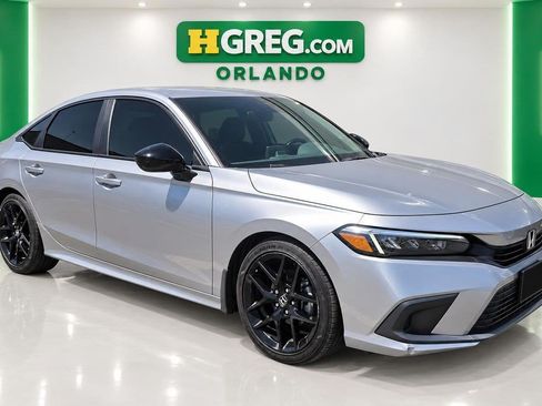 Used 2023 Honda Civic Sport image 4