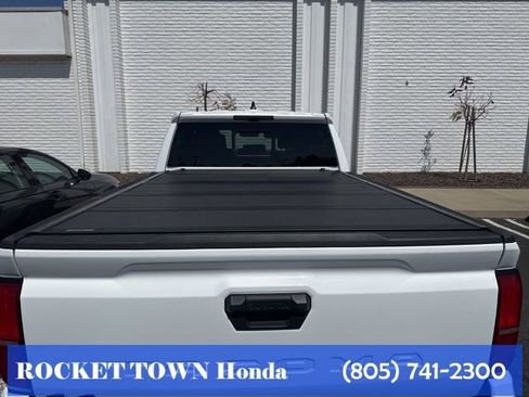 Used 2025 Toyota Tacoma TRD Sport w/ TRD Sport Upgrade Package AWD/4WD image 9