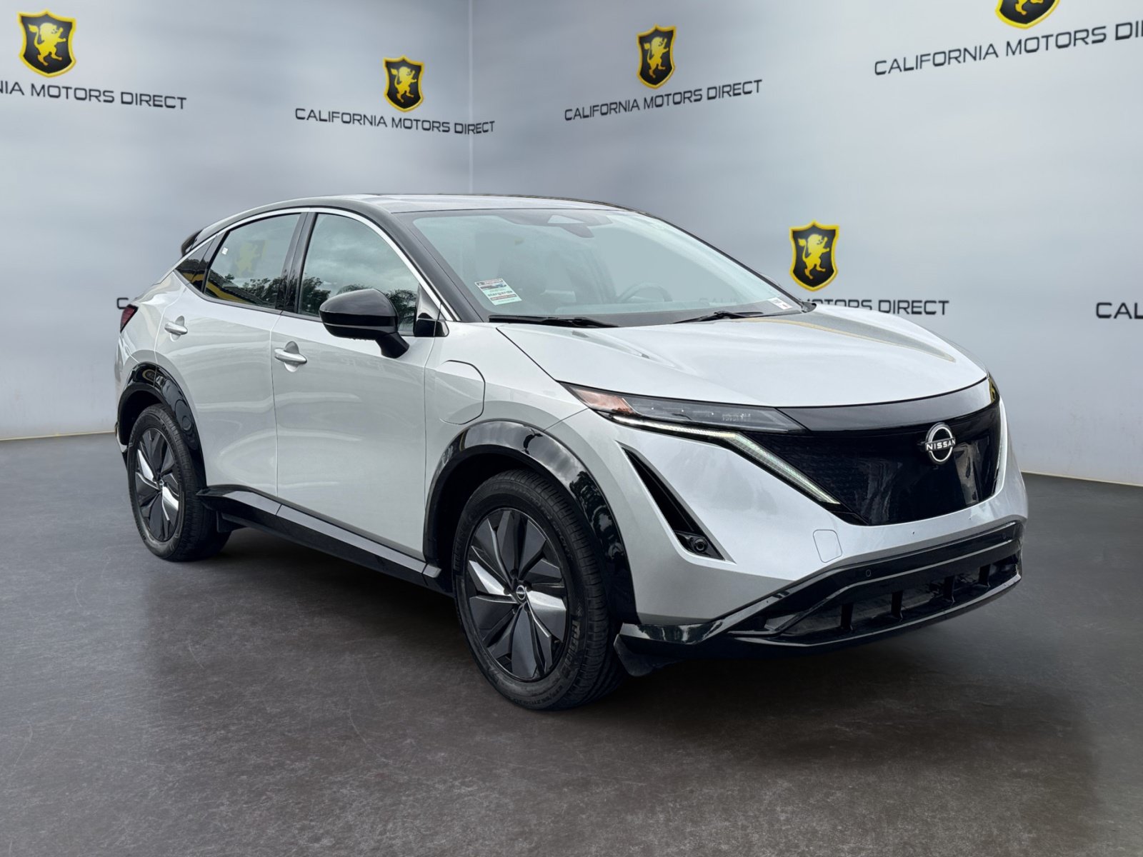 Used 2023 Nissan Ariya FWD image 7
