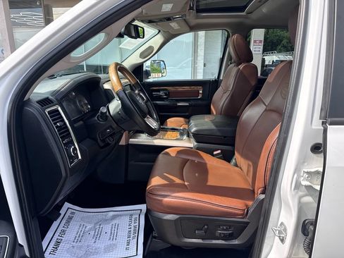 Used 2016 RAM 1500 Laramie Longhorn w/ Convenience Group AWD/4WD image 14