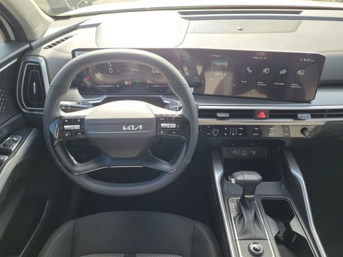 New 2026 Kia Sorento LX FWD image 18