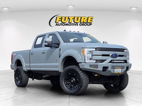 Used 2019 Ford F250 Lariat w/ Lariat Ultimate Package image 1