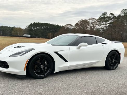 Used 2014 Chevrolet Corvette Stingray Coupe w/ Battery Protection Package image 15