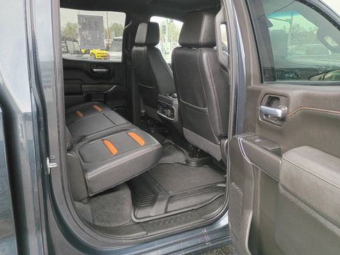 Used 2022 GMC Sierra 1500 AT4 AWD/4WD image 11