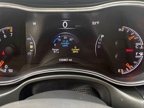 Used 2020 Jeep Grand Cherokee Laredo RWD image 13