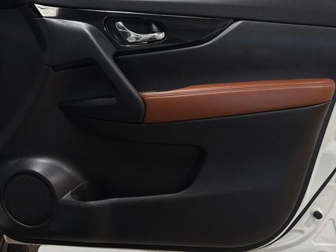 Used 2020 Nissan Rogue SL AWD/4WD image 10