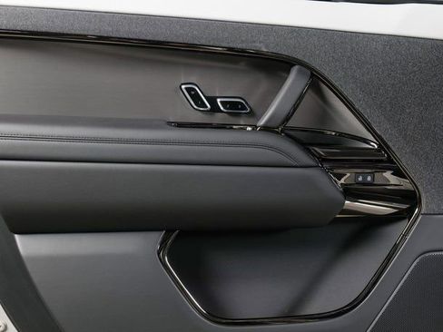 New 2026 Land Rover Range Rover Sport Dynamic SE AWD/4WD image 25