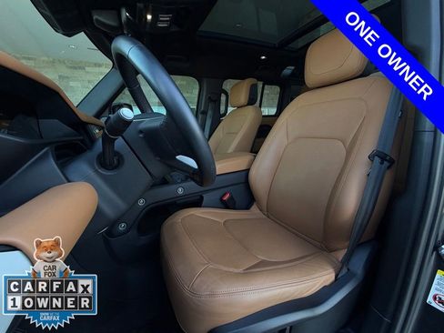 Used 2024 Land Rover Defender 110 S AWD/4WD image 3