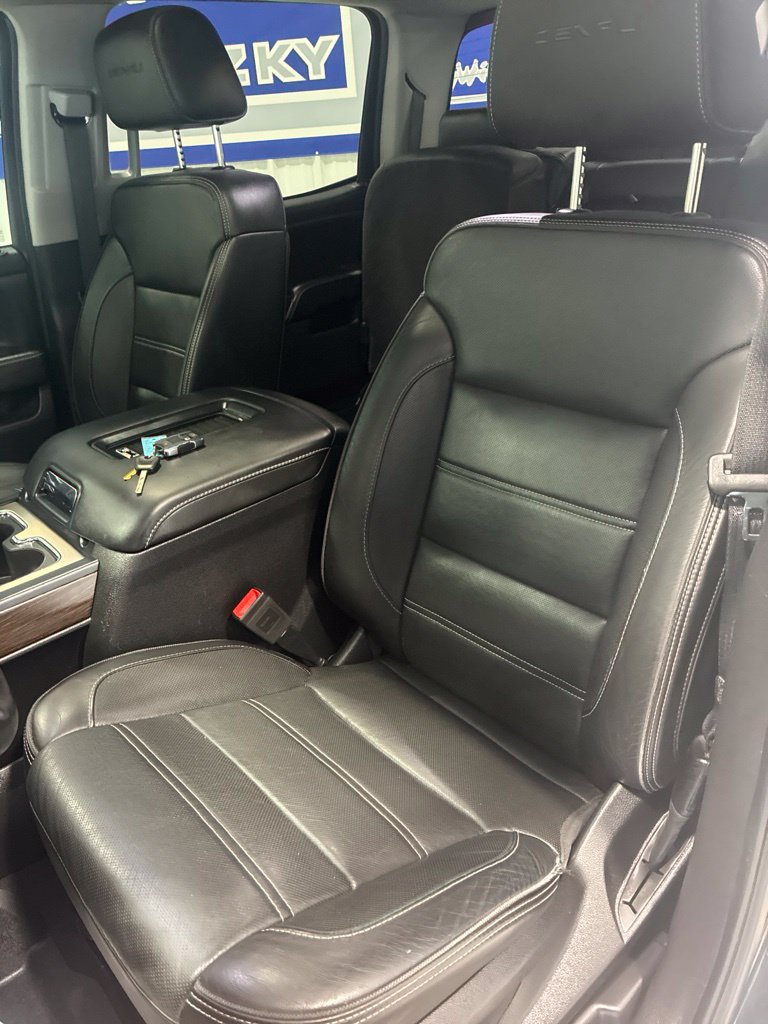 Used 2018 GMC Sierra 1500 Denali w/ Denali Ultimate Package AWD/4WD image 13