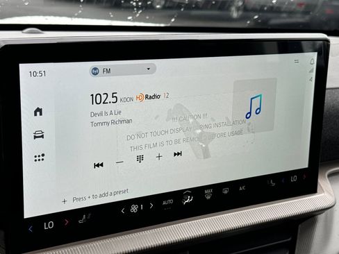 New 2025 Ford Explorer Active image 9