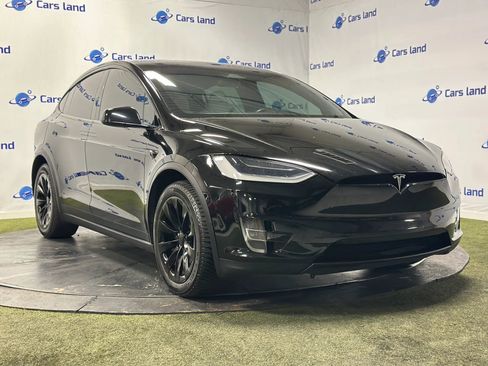 Used 2017 Tesla Model X 75D image 1