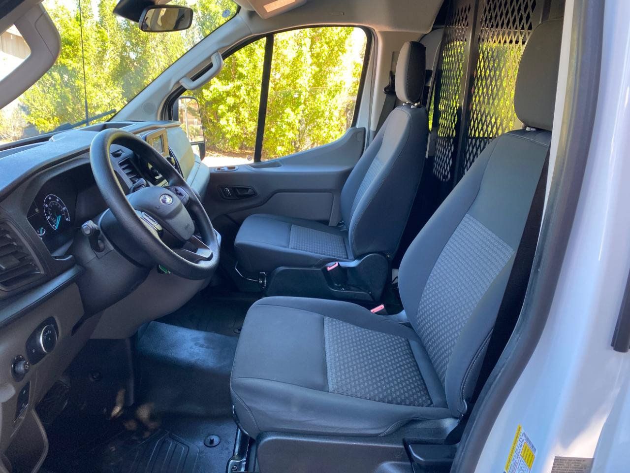 Used 2025 Ford Transit 250 Low Roof w/ Exterior Upgrade Package RWD image 23