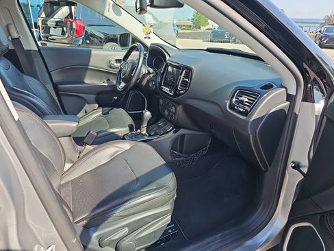 Used 2020 Jeep Compass Limited AWD/4WD image 24