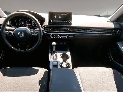 Used 2022 Honda Civic LX image 7