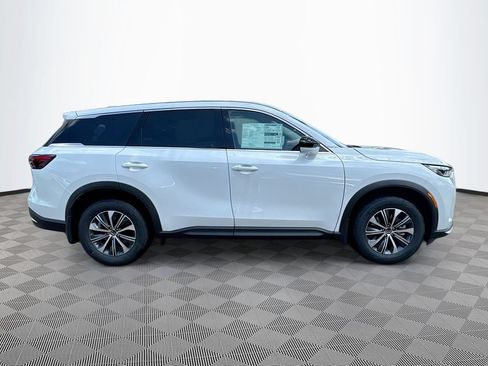 Used 2027 INFINITI QX60 Pure w/ Cargo Package FWD image 5