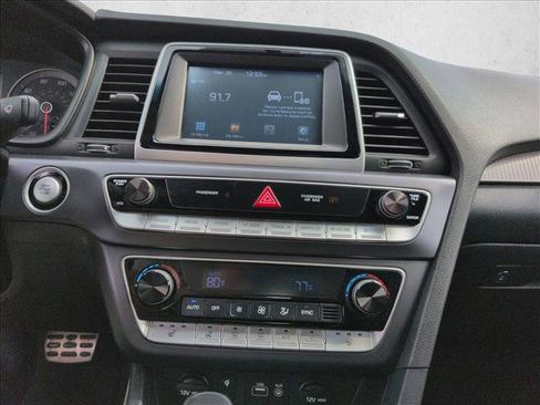 Used 2019 Hyundai Sonata Sport image 14