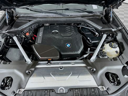 Used 2025 BMW X4 xDrive30i w/ Premium Package image 35