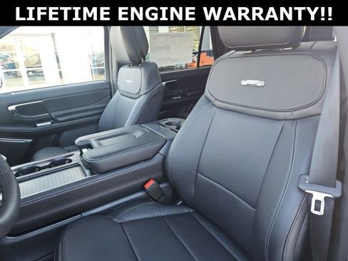 New 2026 Ford Expedition Platinum w/ Stealth Appearance Package AWD/4WD image 17