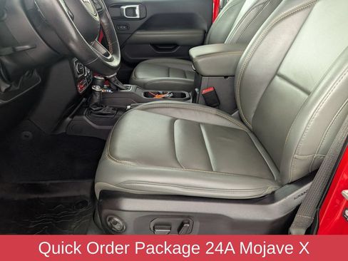 Used 2024 Jeep Gladiator Mojave AWD/4WD image 13