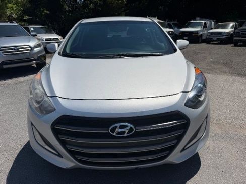 Used 2016 Hyundai Elantra GT w/ Option Group 02 FWD image 8