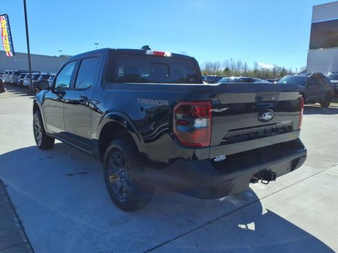 New 2025 Ford Maverick Tremor image 3