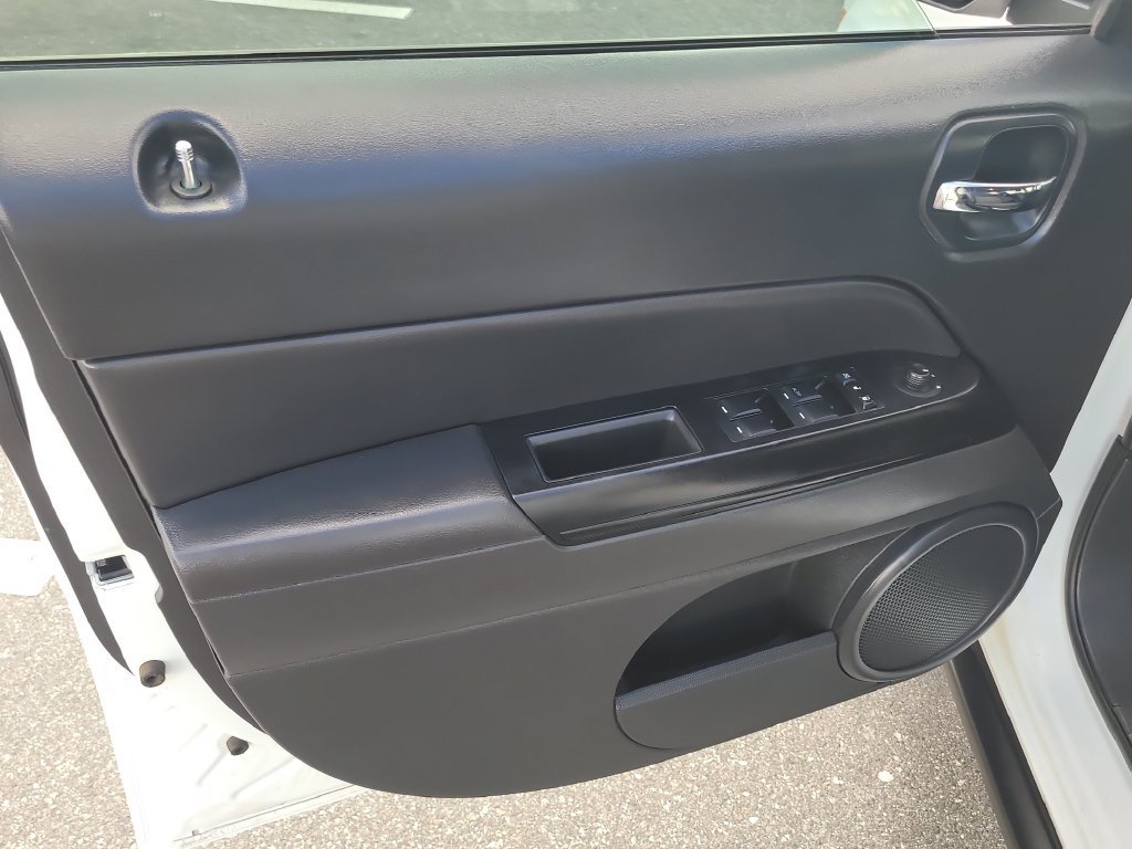 Used 2014 Jeep Patriot Sport w/ Power Value Group FWD image 14