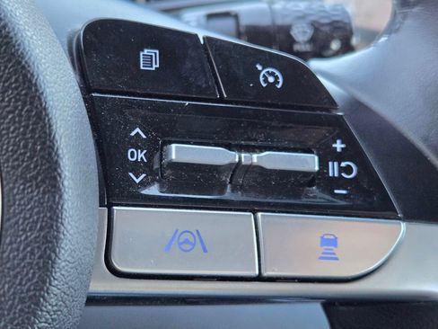 Certified 2022 Hyundai Elantra SEL w/ Convenience Package FWD image 23