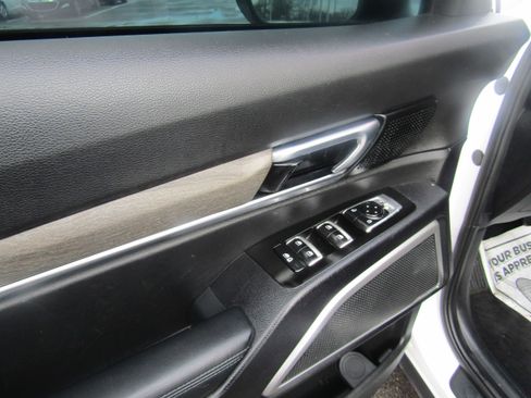 Used 2022 Kia Telluride EX w/ EX Premium Package image 11