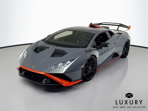 Used 2021 Lamborghini Huracan STO image 5