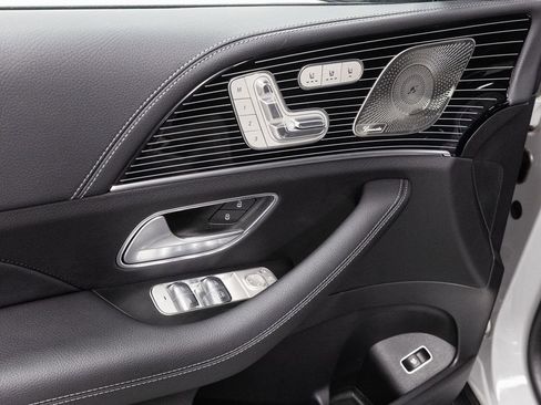 Used 2024 Mercedes-Benz GLE 580 4MATIC image 6