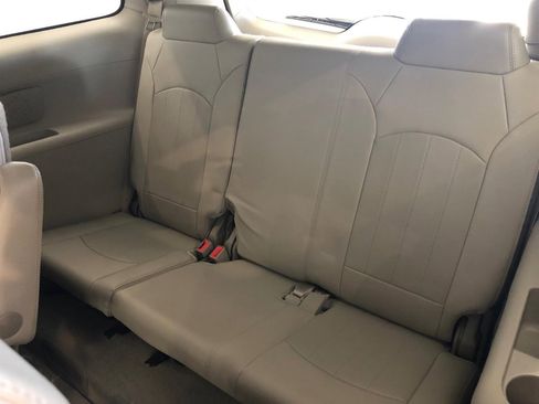 Used 2015 Buick Enclave Leather w/ Trailering Package image 10