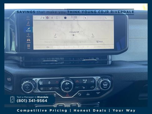 Used 2024 Jeep Wrangler Unlimited image 19