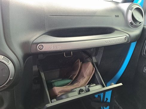 Used 2017 Jeep Wrangler Sport w/ Quick Order Package 23S image 18