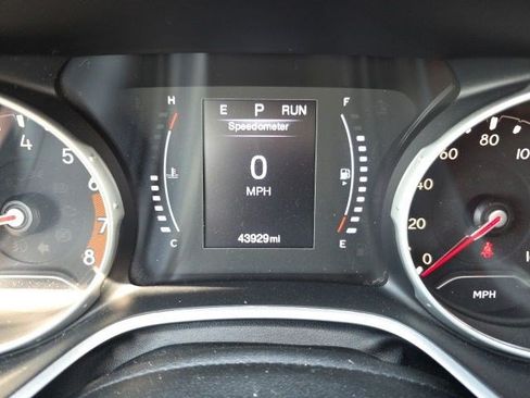 Certified 2019 Jeep Compass Latitude AWD/4WD image 18