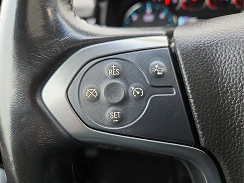 Used 2020 Chevrolet Suburban LT image 20