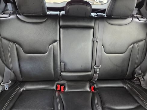 Used 2025 Jeep Compass Limited AWD/4WD image 28