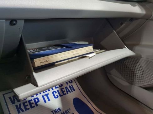 New 2025 Hyundai Elantra Sport image 30