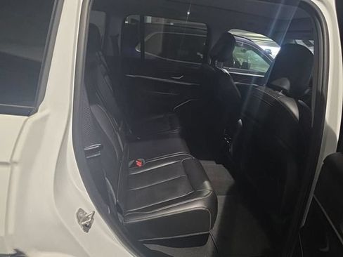 Used 2022 Jeep Grand Cherokee Limited AWD/4WD image 13
