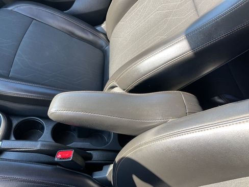 Used 2022 Chevrolet Trax LT image 21