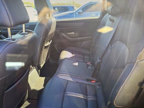 Used 2025 MAZDA CX-90 3.3 Turbo w/ Select Package image 9