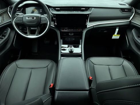 New 2026 Jeep Grand Cherokee L Limited AWD/4WD image 20