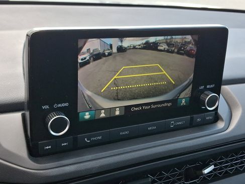 Used 2023 Honda Accord EX image 18