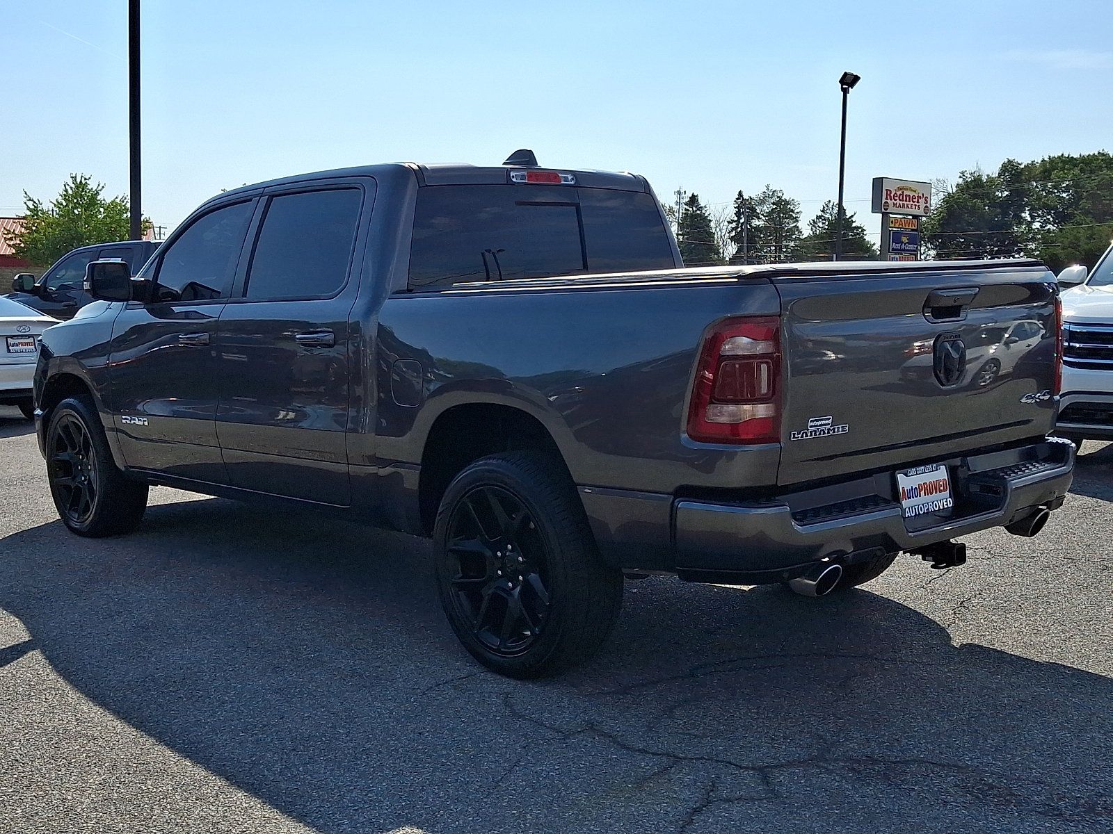 Used 2023 RAM 1500 Laramie AWD/4WD image 4