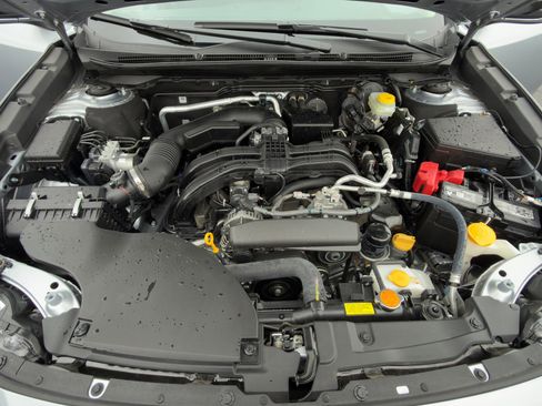 Certified 2025 Subaru Outback Premium image 9