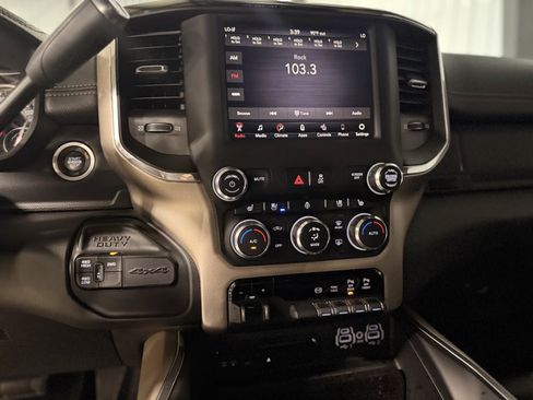 Used 2019 RAM 2500 Laramie AWD/4WD image 32