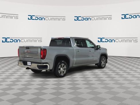 Used 2025 GMC Sierra 1500 SLT AWD/4WD image 8